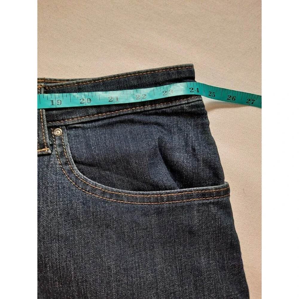 Lee Women's Bermuda Shorts Size 26W Relaxed Fit Mid-rise Lagoon 10